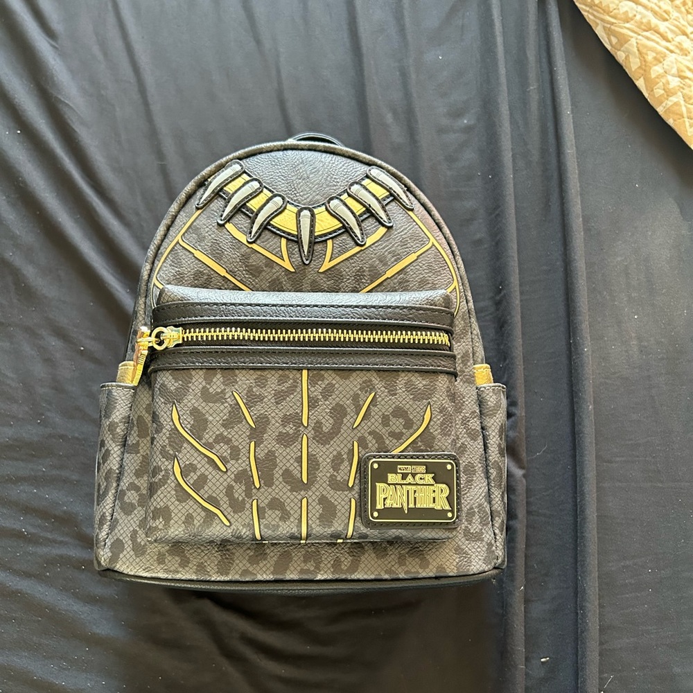 LOUNGEFLY NWT Black Panther mini Backpack